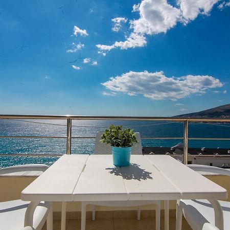 Blue Sea Apartments Sarandë Exterior foto